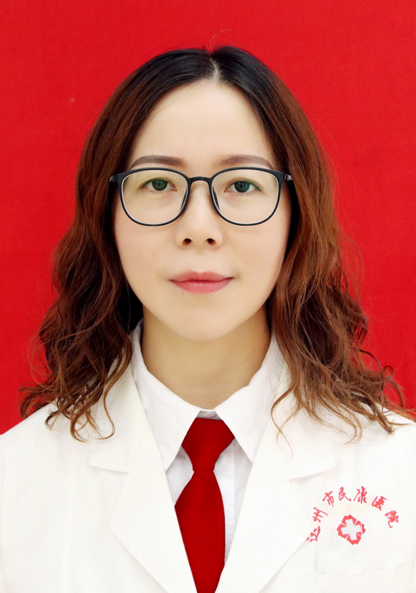 张晓蓉-医学影像主管技师、医学影像主治医师